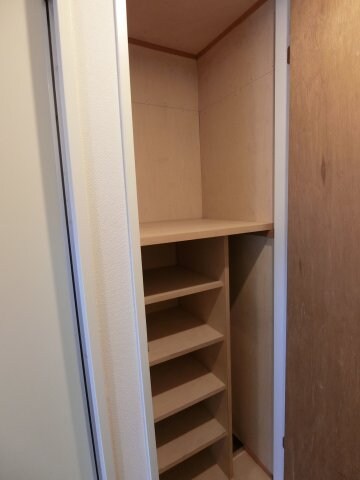 物件内観写真13　(他のお部屋の参考写真となります。)