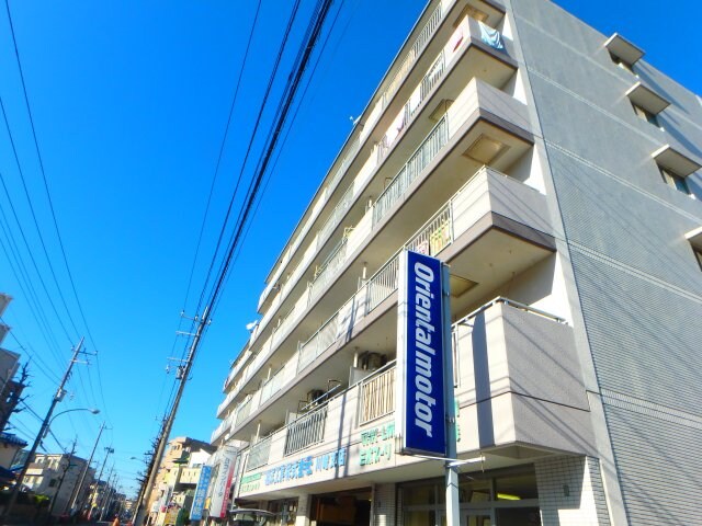 物件外観写真1　(鉄筋コンクリート造マンション♪)