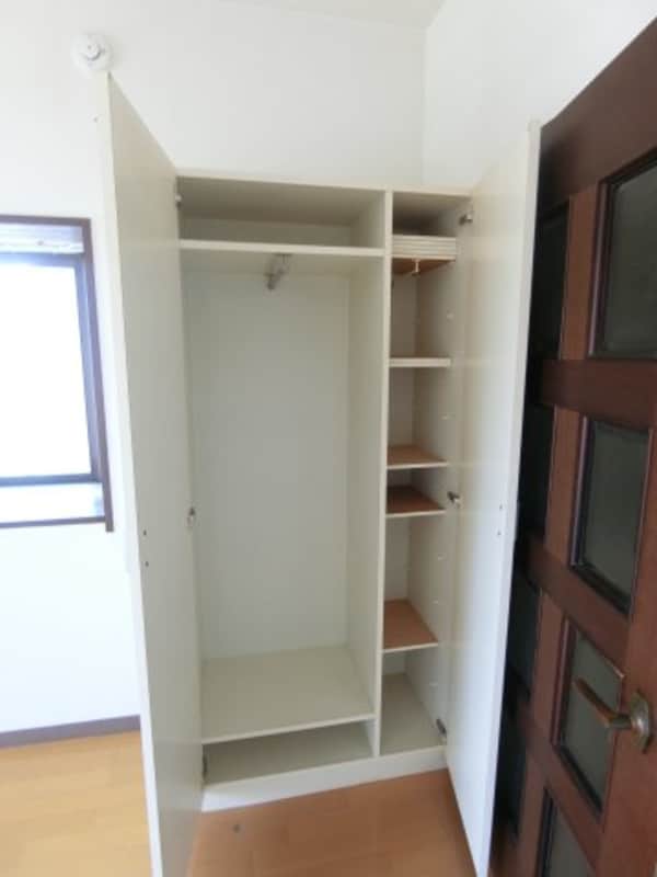 収納(他のお部屋の参考写真となります。)