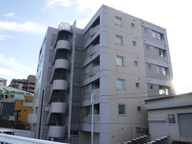 物件外観写真1　(オートロック・エレベーター完備のＲＣマンション♪)