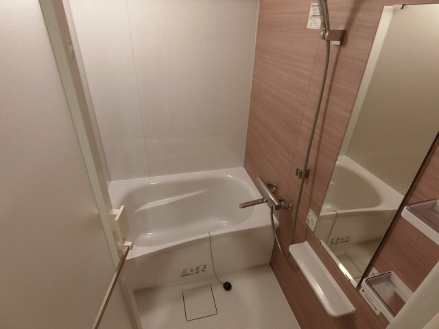 物件内観写真4　(他のお部屋の参考写真となります。)