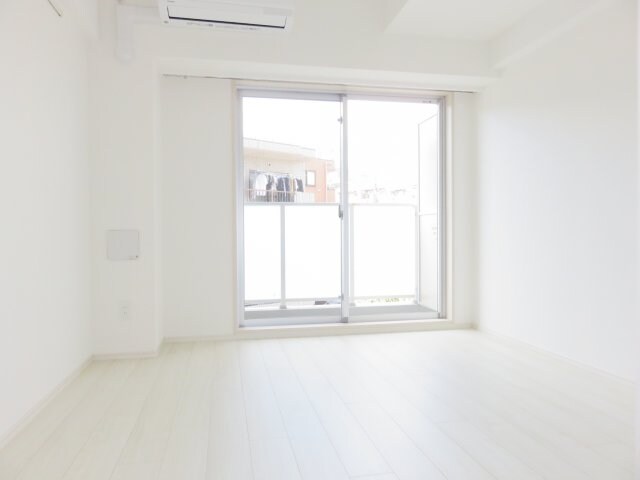 物件内観写真3　(他のお部屋の参考写真となります。)