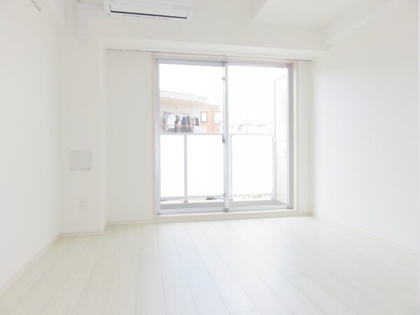 居室(他のお部屋の参考写真となります。)