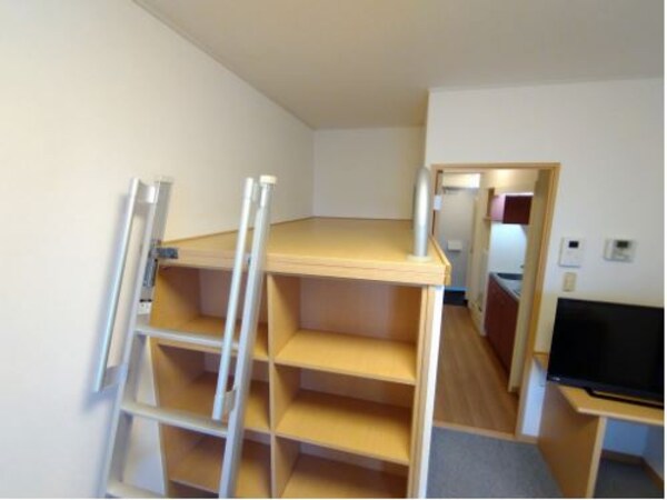 寝室(他のお部屋の参考写真となります。)