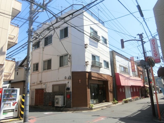 物件外観写真1　(ブレーメン商店街至近です！)