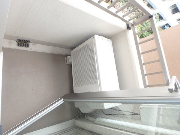 バルコニー(他のお部屋の参考写真となります。)