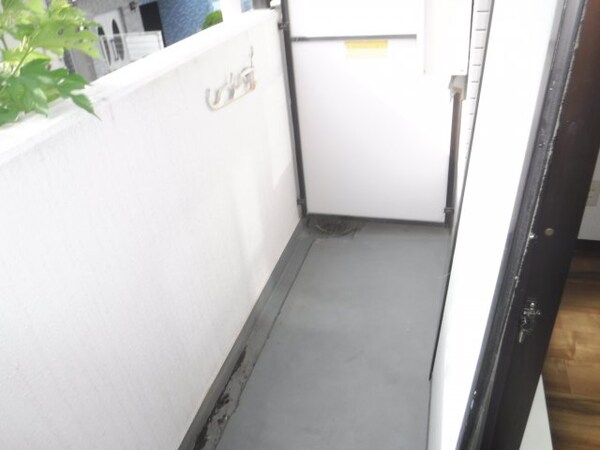 バルコニー(他のお部屋の参考写真となります。)