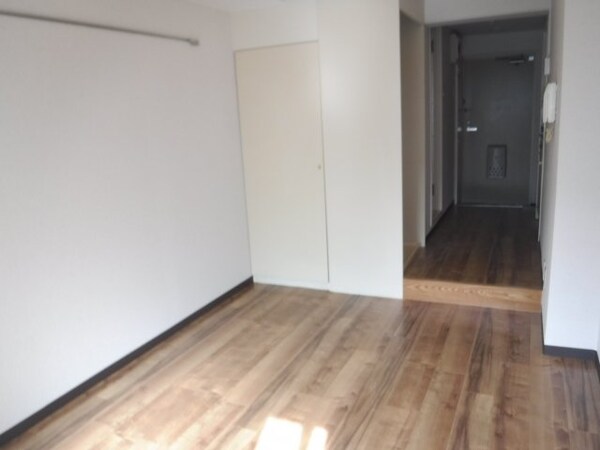 洋室(他のお部屋の参考写真となります。)