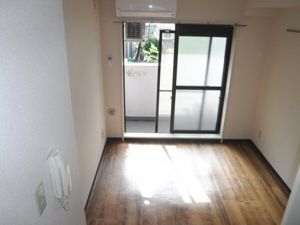 居室(他のお部屋の参考写真となります。)