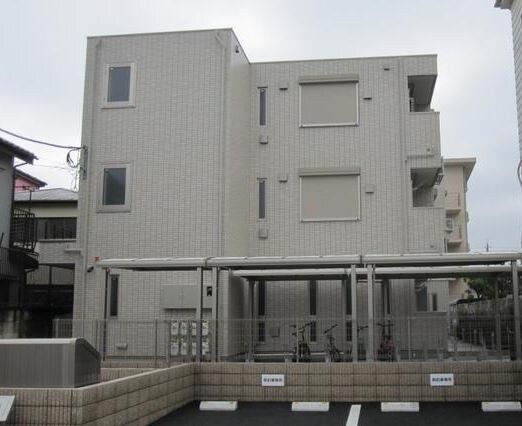 物件外観写真1　(2013年完成オートロックマンション♪)