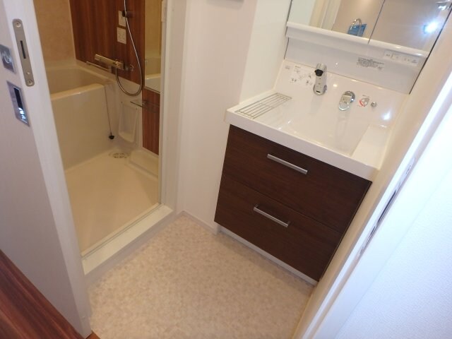 物件内観写真10　(他のお部屋の参考写真です。)