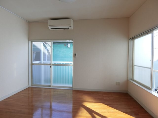 物件内観写真9　(他のお部屋の参考写真となります。)