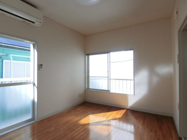 物件内観写真13　(他のお部屋の参考写真となります。)