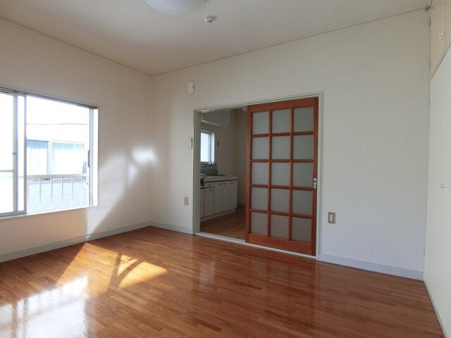 物件内観写真17　(他のお部屋の参考写真となります。)