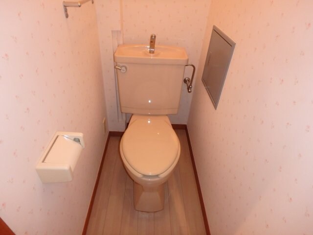 物件内観写真7　(他のお部屋の参考写真となります。)
