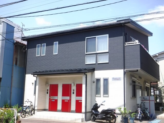 物件外観写真1　(2016年完成♪)