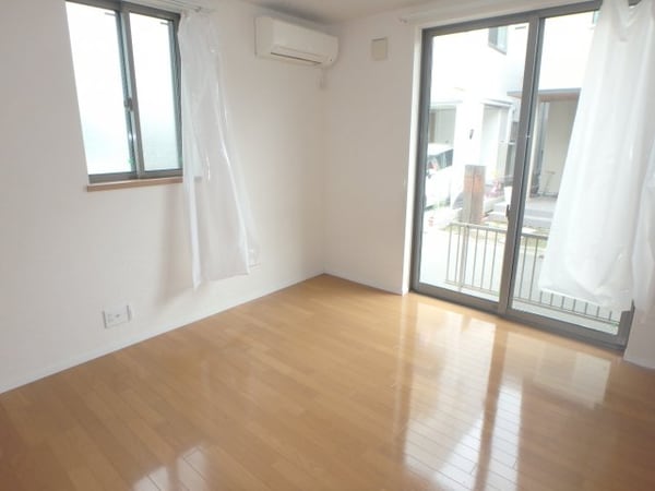居室(他のお部屋の参考写真となります。)