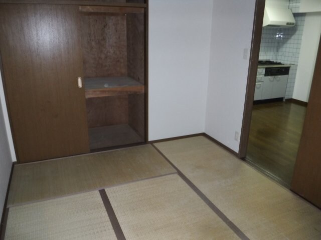 物件内観写真13　(他のお部屋の参考写真となります。)