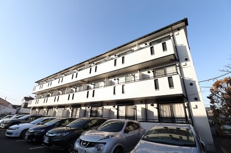 アムール大倉山　A棟外観写真