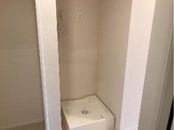 建物設備(他のお部屋の参考写真となります。)