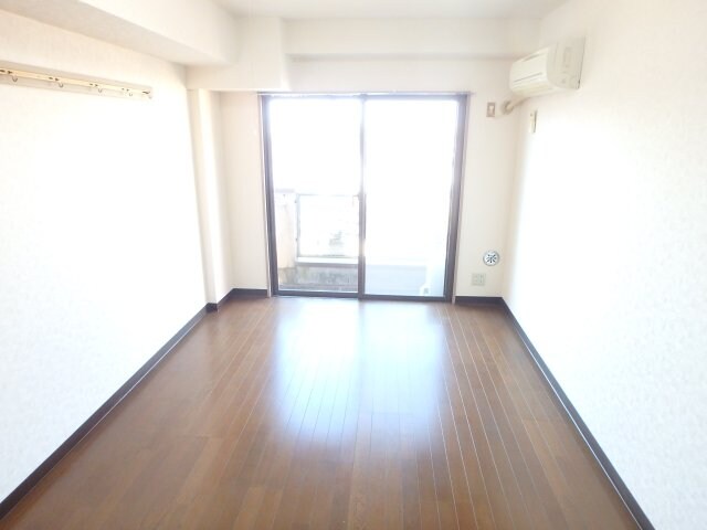 物件内観写真10　(他のお部屋の参考写真となります。)