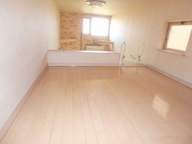 物件内観写真6　(他のお部屋の参考写真となります。)