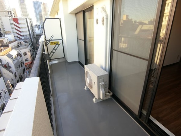 バルコニー(他のお部屋の参考写真となります。)