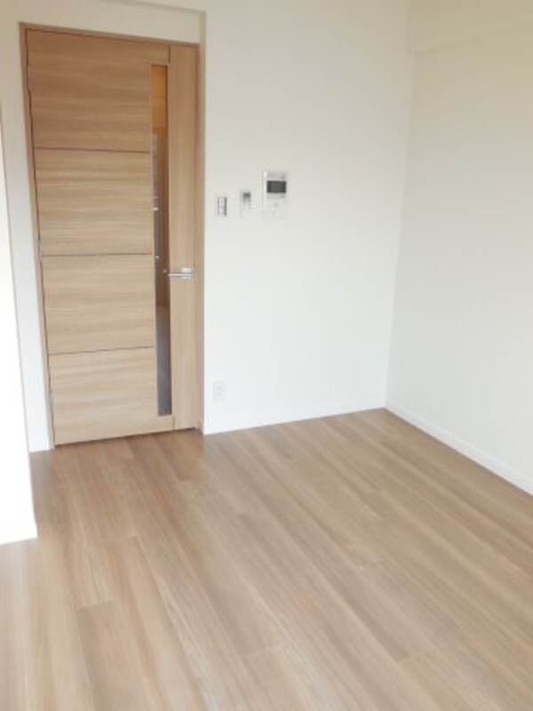 洋室(他のお部屋の参考写真となります。)