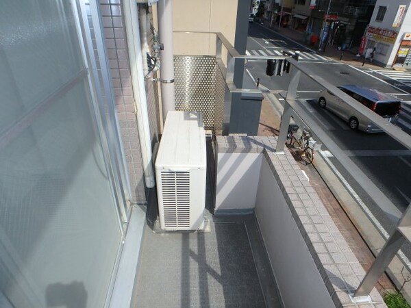 バルコニー(他のお部屋の参考写真となります。)