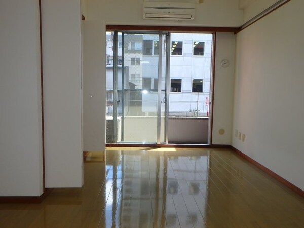 居室(他のお部屋の参考写真となります。)