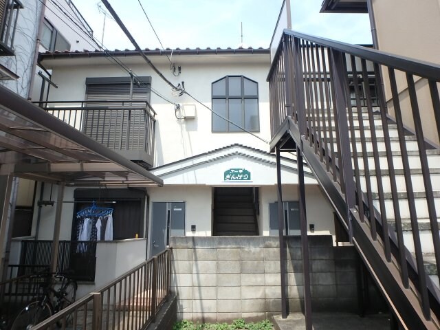 物件外観写真1　(2003年完成こだわりの内装♪)