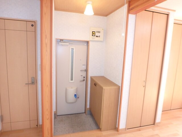 物件内観写真10　(他のお部屋の参考写真となります。)