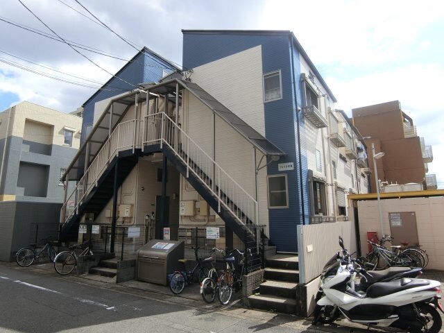 物件外観写真1　(2005年完成♪)