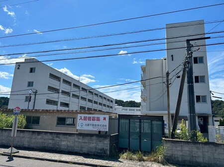 プレジデント福井　1号棟外観写真