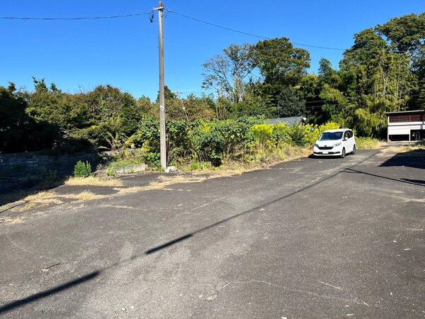 駐車場・駐輪場