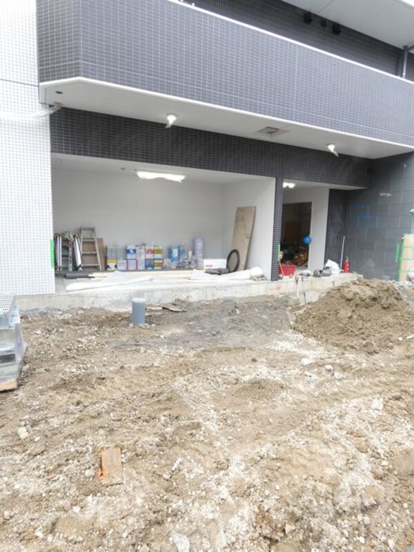 敷地内/建物