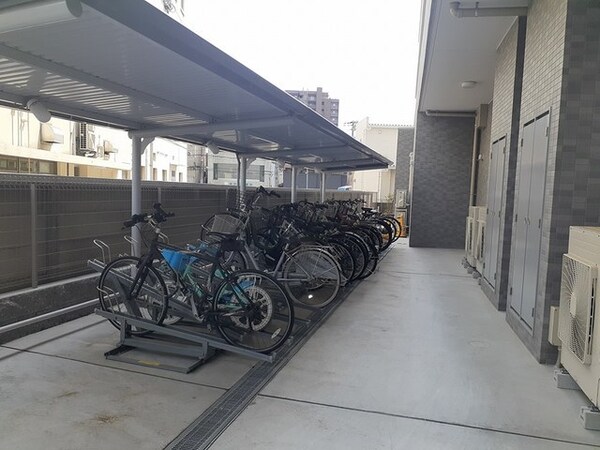 敷地内/建物