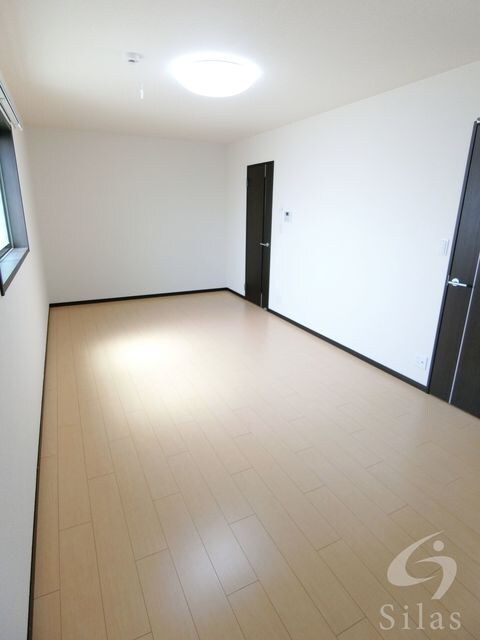 物件内観写真12　(反転タイプ)