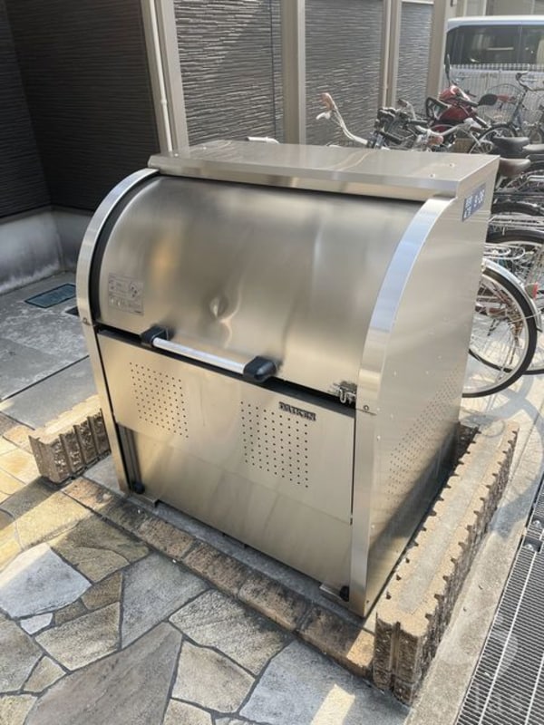 敷地内/建物