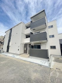 エルグランドの外観写真