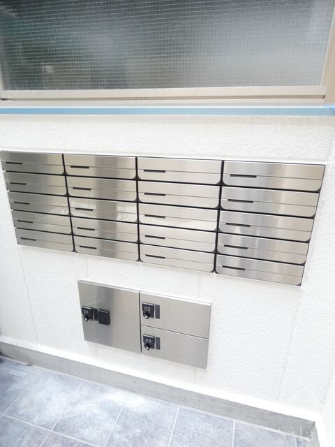 物件外観写真3　(同仕様写真)