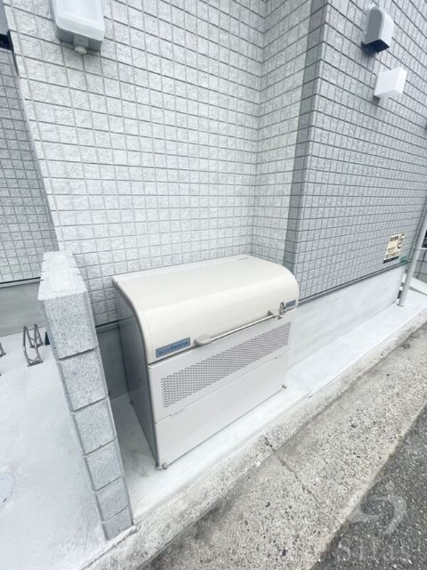 敷地内/建物