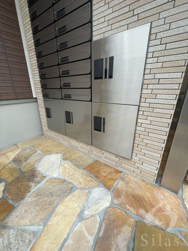 敷地内/建物