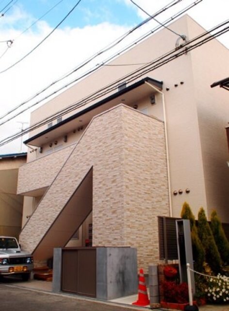 物件外観写真2　