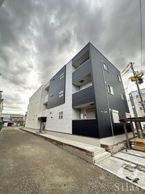 近鉄難波線・奈良線 若江岩田駅 3階建 築1年の外観写真