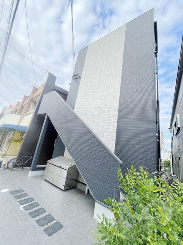 敷地内/建物