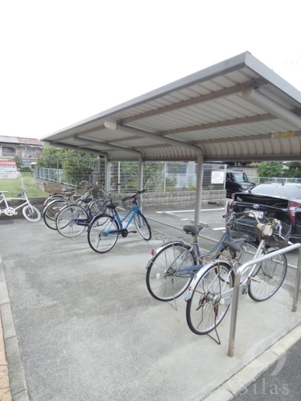 敷地内/建物
