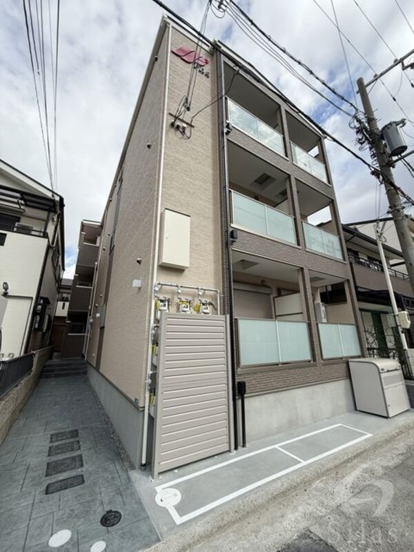 敷地内/建物
