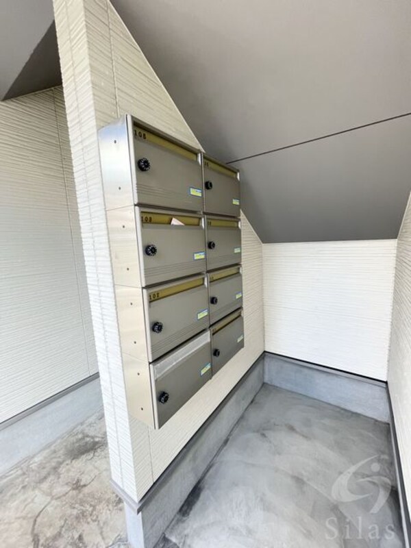 敷地内/建物