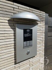 南海本線 湊駅 3階建 築9年の外観写真